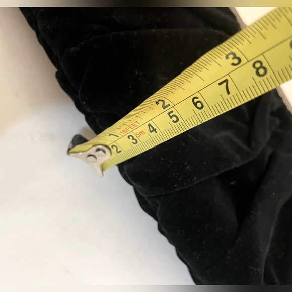 Vintage Holiday Black Velvet Clutch Purse - Picture 12 of 14